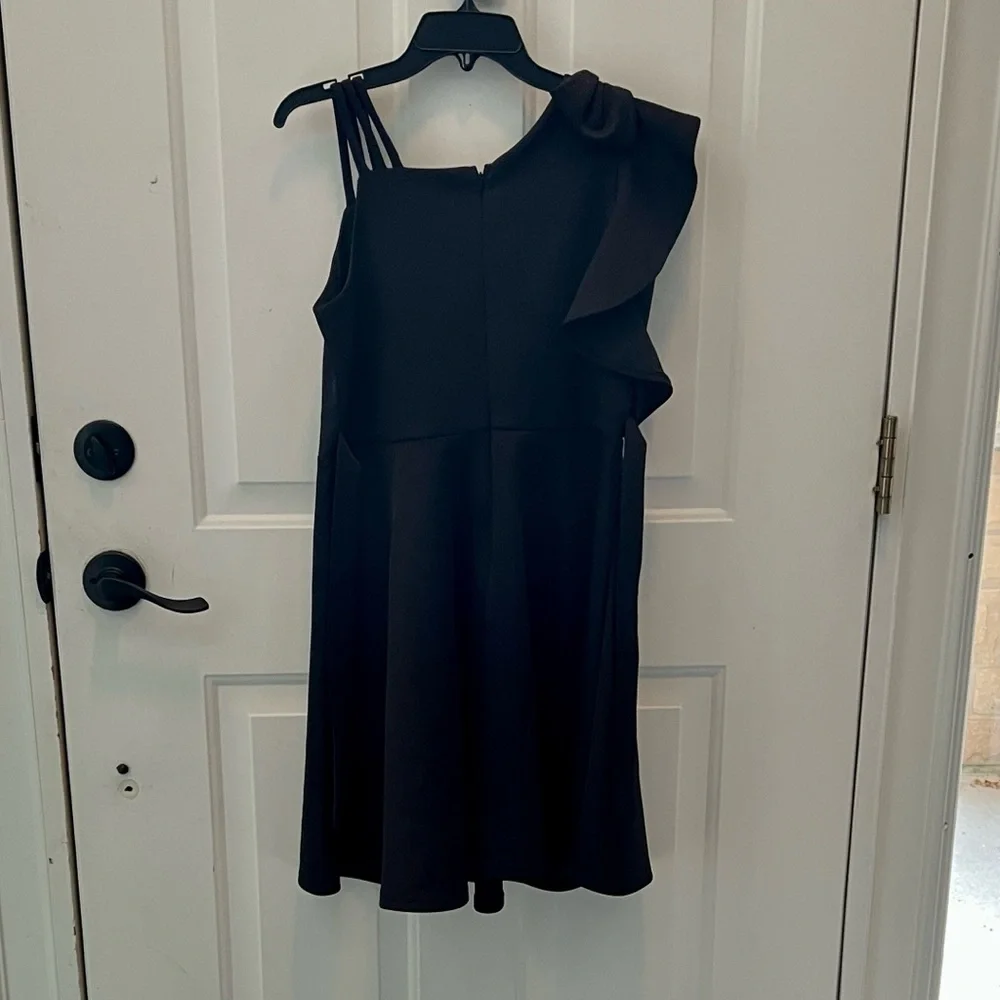 Elegant Black Girl's Dress - Picture 5 of 6